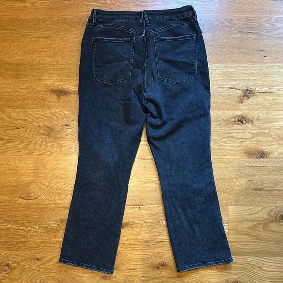 Good American Good Curve Black Jeans - Picture 5 of 7